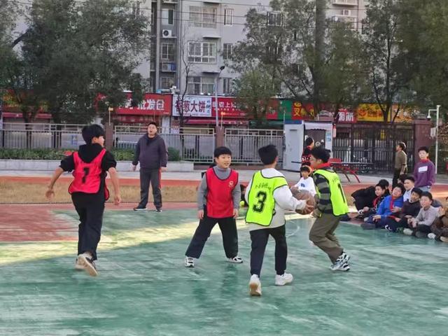电竞竞猜平台郑州管城区外国语牧歌小学：以特色体育课程绘牧歌教育华章(图2)