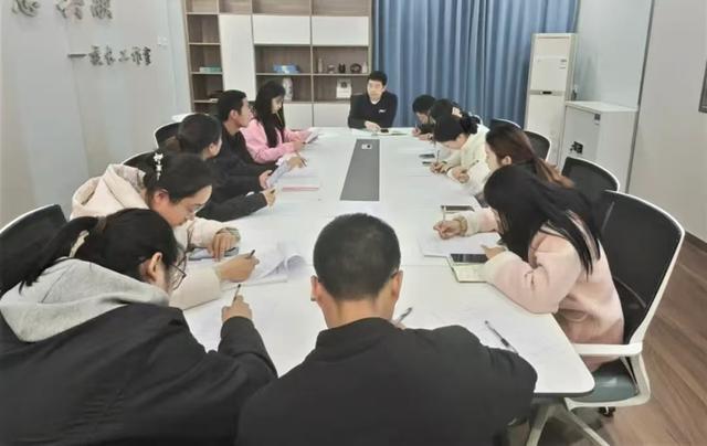 电竞竞猜平台郑州管城区外国语牧歌小学：以特色体育课程绘牧歌教育华章(图4)